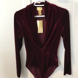 Stunning velvet H&M bodysuit NWT